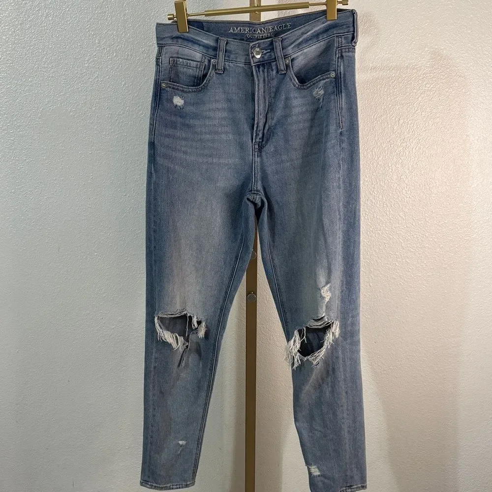 American Eagle Outfitters Women's mom jeans-Light Blue- Ripped - Size 2 - Picture 1 of 9